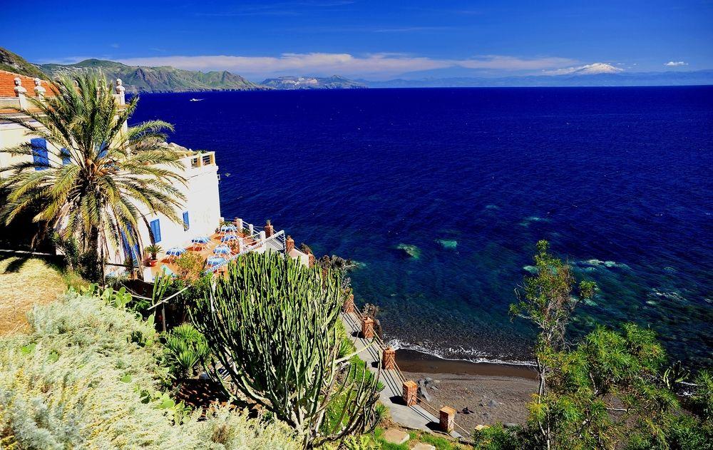 Hotel L'Ariana Isole Eolie - Una Esperienze Leni Exterior foto