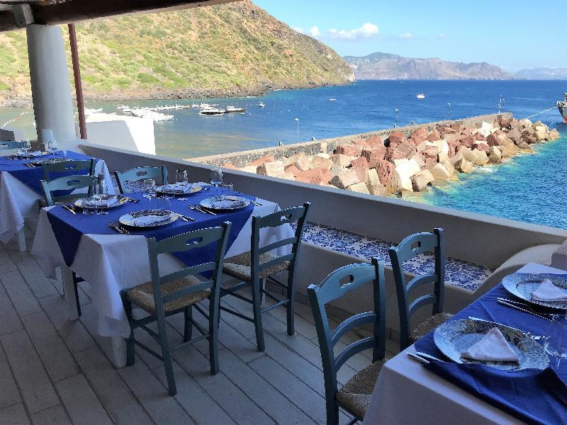 Hotel L'Ariana Isole Eolie - Una Esperienze Leni Exterior foto